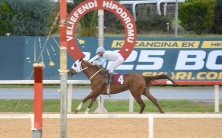 Şükrü Yurteri Koşusu’nu Sadık Ağanın Oğlu kazandı