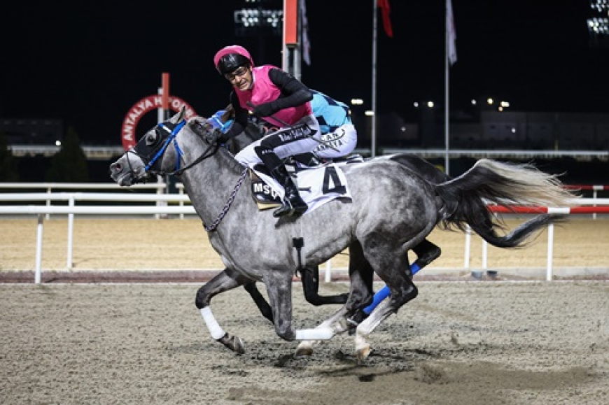 Antalya Vali Koşusu'nda Zafer Günötesi'nin Oldu