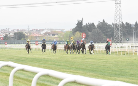 Bursa Emniyet Müdürlüğü Koşusu'nda Zafer Işıls A Melina'nın Oldu