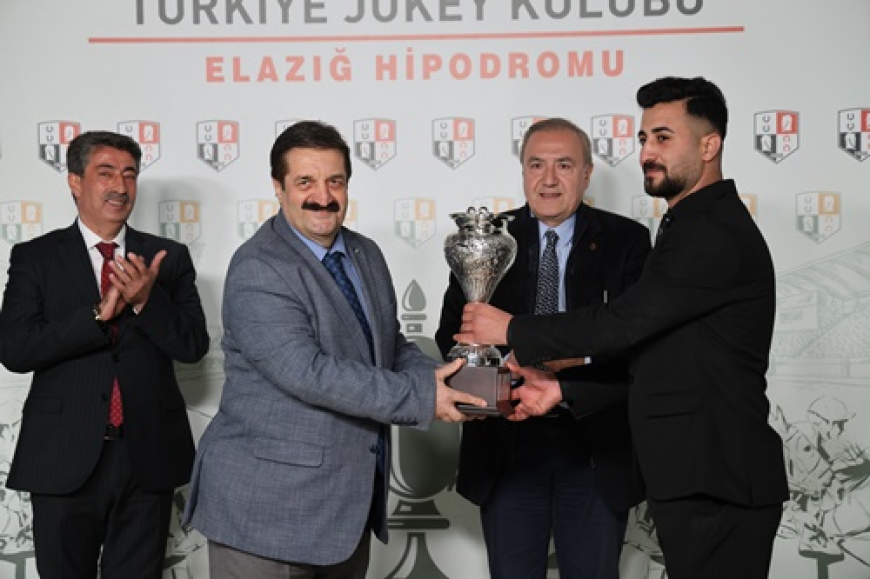 Elazığ Belediye Başkanlığı Koşusu'nda Şampiyon Tribal Chief!